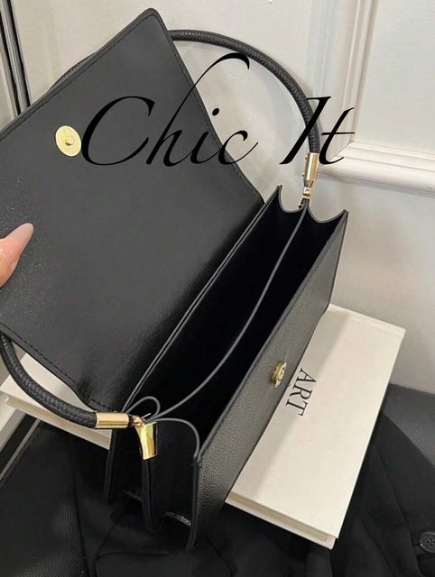 Chic It Fashion Crocodile Embossed Flap Bag Shoulder Bag