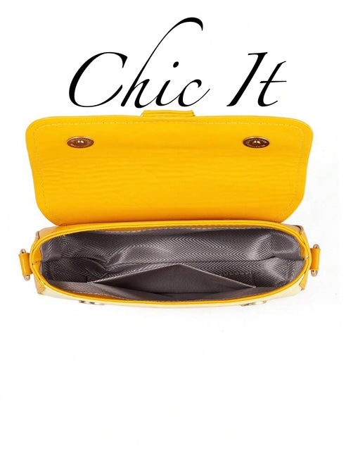 Chic It Small Square Bag