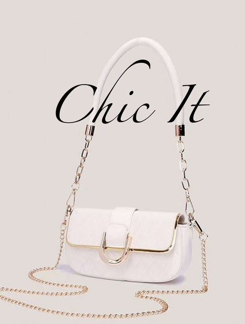 Chic It Small Square Bag