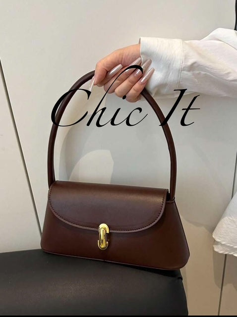 Chic It Soft Face Pu Leather Metal Lock Decoration Clamshell Bag