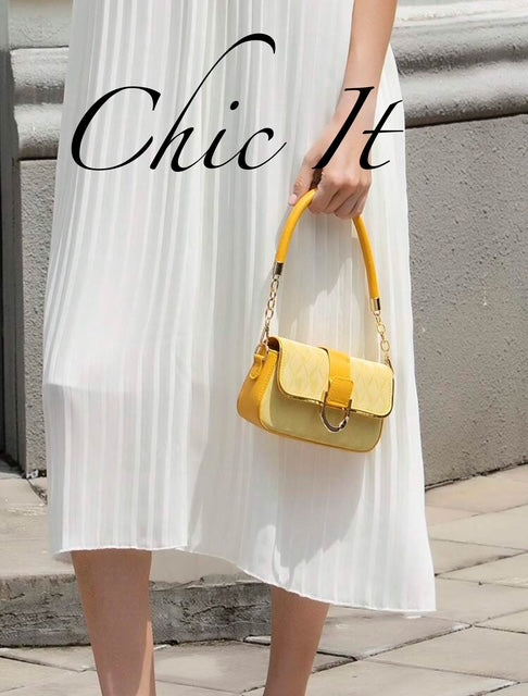 Chic It Small Square Bag